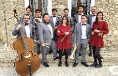 Ofici solemne i sardanes