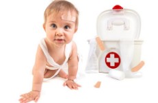 Primers auxilis en l'etapa infantil i farmaciola