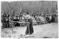 Girona sports 1. Shooting competition for female, held at the shooting field of the Devesa. 1913. Author: unknown.