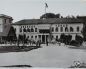 Budapest stores 5. Kiosk in front of Császár Bath, c. 1900. Stengel & Co. photogravure [heliogravure?]